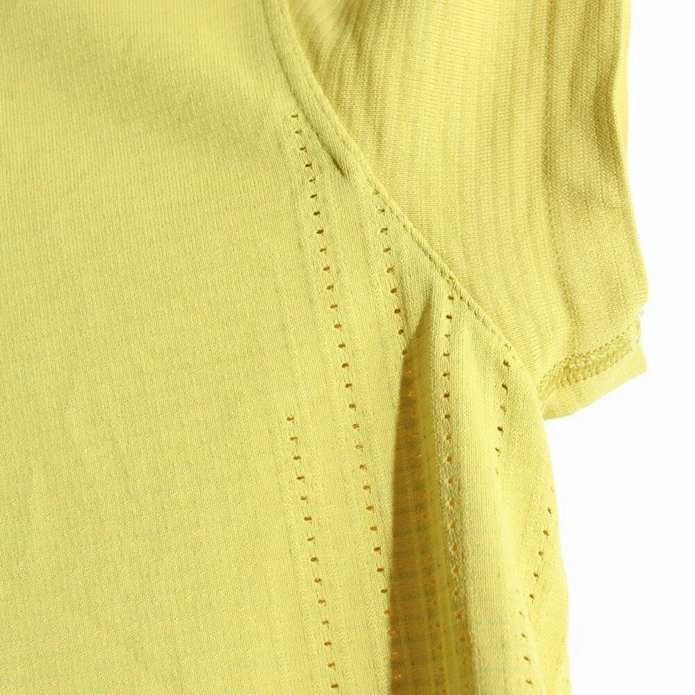 Lululemon Train to Be Short Sleeve Shirt Soleil / Soleil Yellow Silverescent 6
